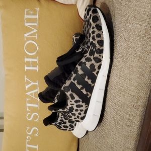 Adidas Tennis Shoes.